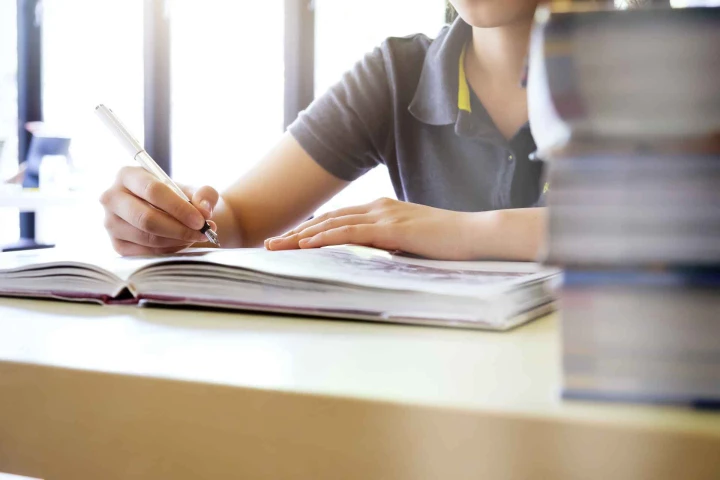 Secondaria_Comunicazione fine anno classi 3^-prime indicazioni esami