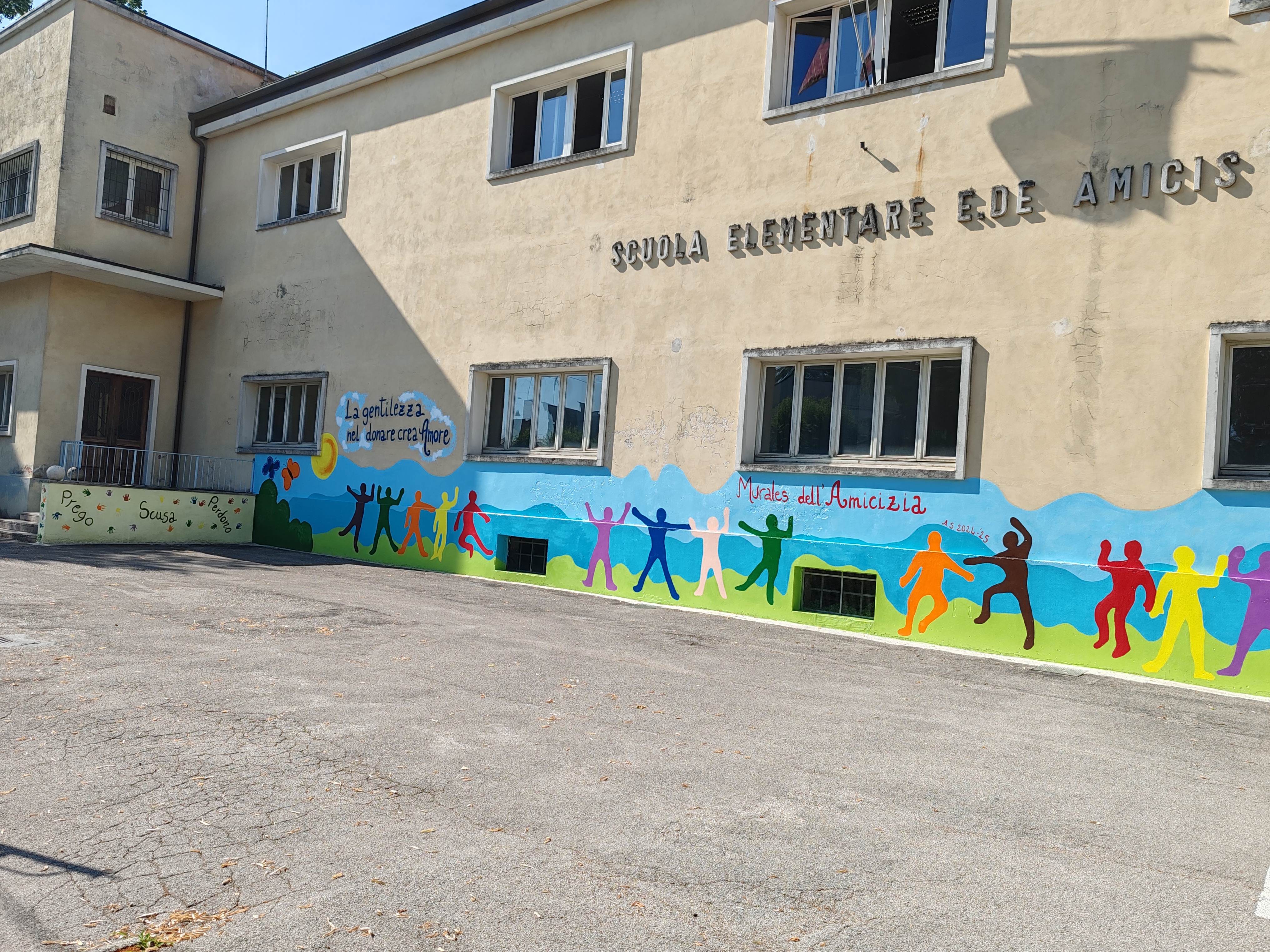 Murales dell'Amicizia (1).jpg